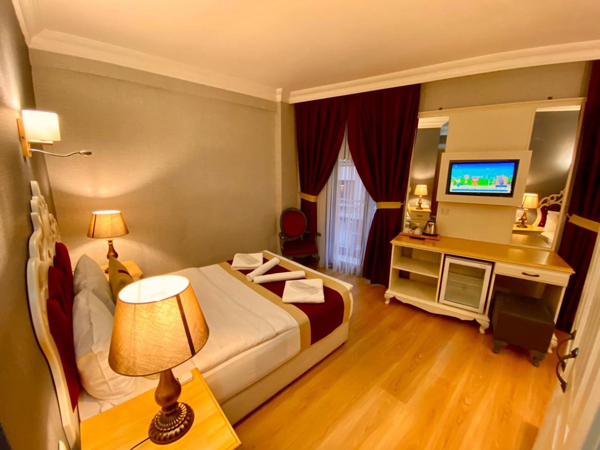 ซานเตเฟ่ โฮเทล Hotel อิสตันบูล ภายนอก รูปภาพ